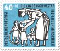 Briefmarke: Kinderschwester mit Kindern