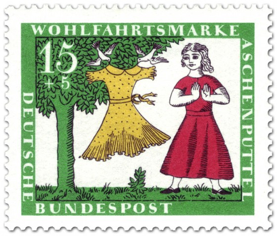 Briefmarke: Aschenputtel mit Ballkleid vor Baum