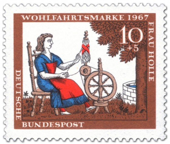 Briefmarke: Frau Holle: Tochter spinnt am Spinnrad