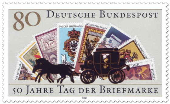 Briefmarke: Postkutsche vor Briefmarken (Tag der Briefmarke)